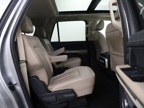 Used 2024 Ford Expedition Max Limited AWD/4WD image 15