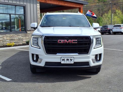 Used 2022 GMC Yukon XL SLE w/ Max Trailering Package image 2