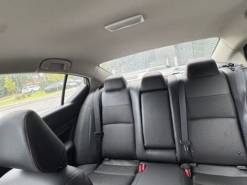 Used 2025 Nissan Altima 2.5 SR FWD image 13