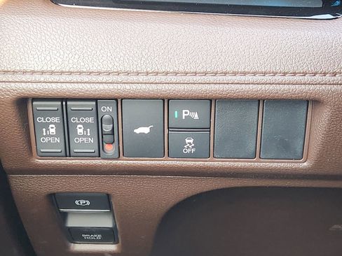 New 2026 Honda Odyssey Touring image 26