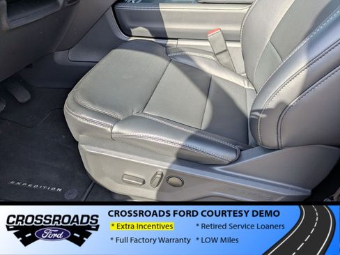 New 2026 Ford Expedition Max Platinum w/ Stealth Appearance Package image 13