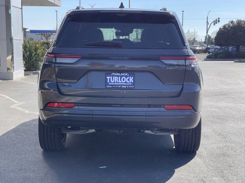 New 2026 Jeep Grand Cherokee Limited Reserve image 11