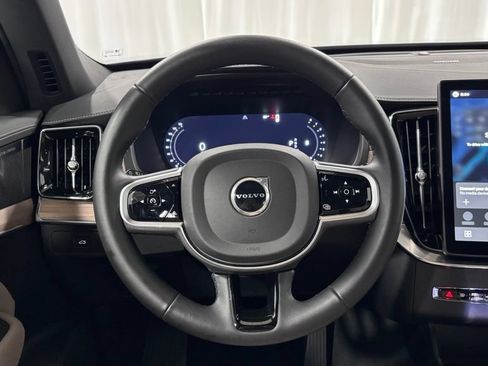 Certified 2026 Volvo XC90 B6 Plus AWD/4WD image 13
