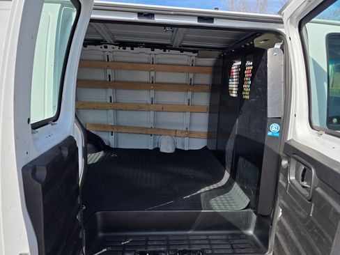 Used 2024 Chevrolet Express 2500 Work Van w/ Driver Convenience Package image 25