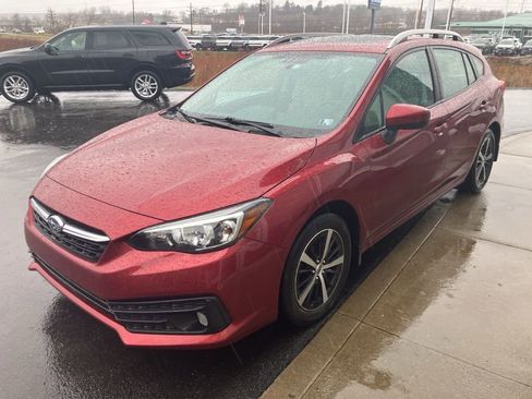 Used 2022 Subaru Impreza Premium image 1
