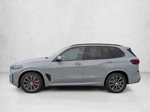 New 2026 BMW X5 xDrive50e w/ M Sport Package image 5