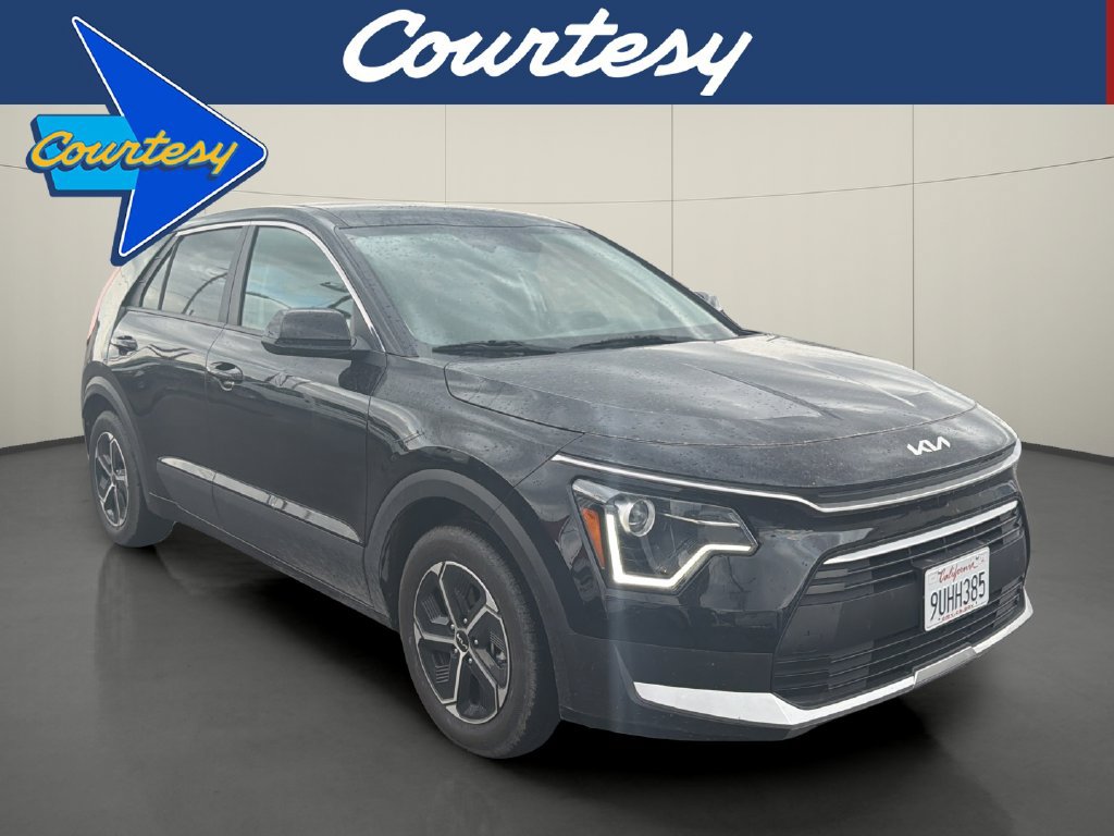 Used 2025 Kia Niro LX FWD image 1