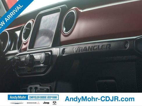 Used 2023 Jeep Wrangler Rubicon w/ Cold Weather Group AWD/4WD image 65