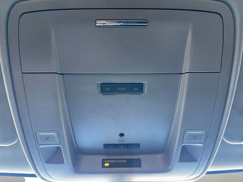 Used 2017 GMC Sierra 1500 SLE w/ SLE Value Package image 16