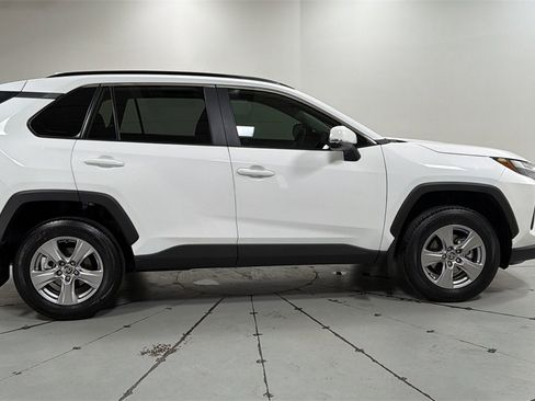 Used 2025 Toyota RAV4 XLE w/ Convenience Package image 6