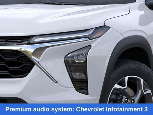 New 2026 Chevrolet Trax LT image 11