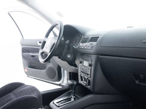 Used 2002 Volkswagen Jetta GLS FWD image 27