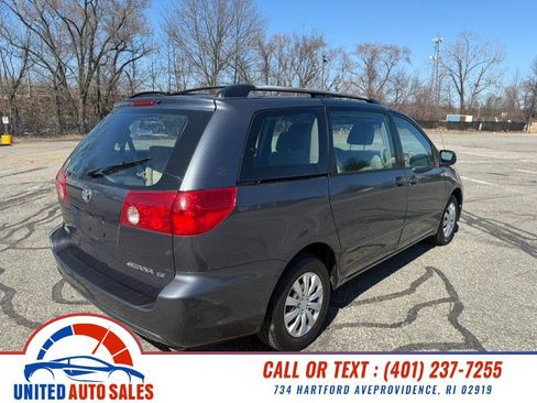 Used 2009 Toyota Sienna CE image 5