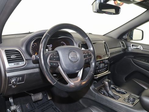 Used 2020 Jeep Grand Cherokee Limited X image 28