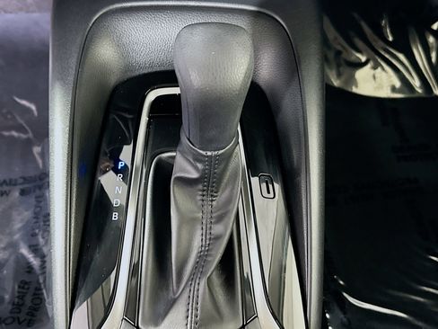 Used 2023 Toyota Corolla LE image 20