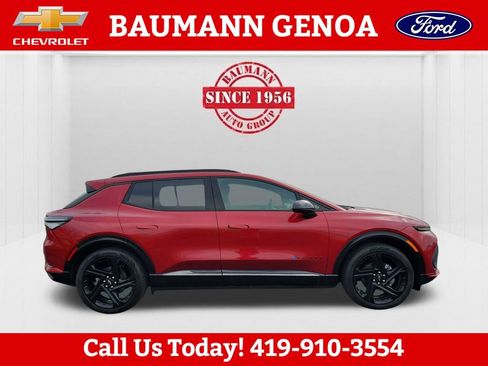 Used 2025 Chevrolet Equinox EV RS w/ Convenience Package II FWD image 4