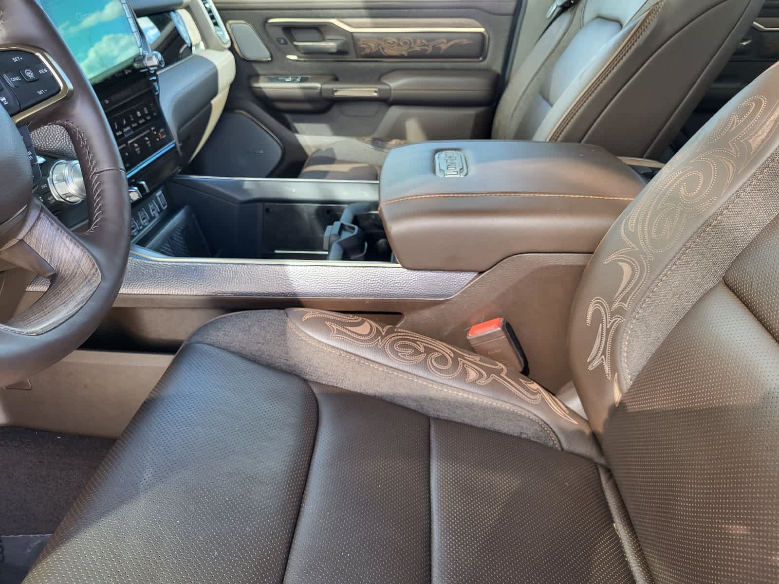 Used 2026 RAM 1500 Limited AWD/4WD image 31