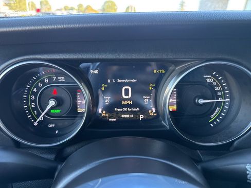 Used 2021 Jeep Wrangler Unlimited Rubicon 4xe w/ Steel Bumper Group image 17