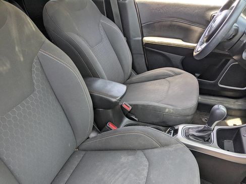 Used 2018 Jeep Compass Sport image 11