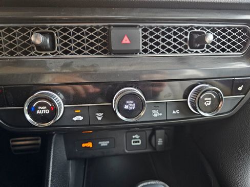 Used 2023 Acura Integra A-Spec image 12