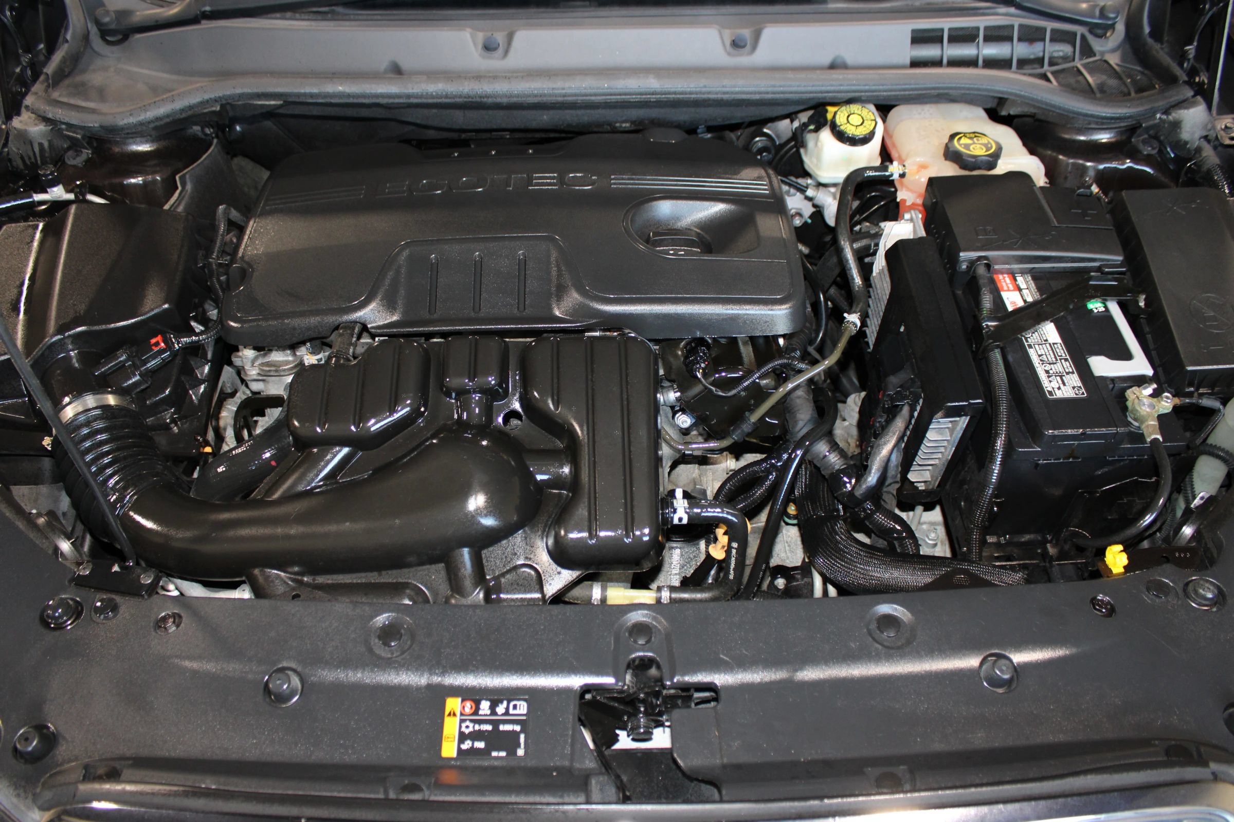 Used 2013 Buick Verano Leather FWD image 35