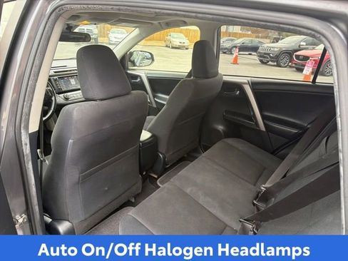 Used 2017 Toyota RAV4 XLE w/ Convenience Package AWD/4WD image 32