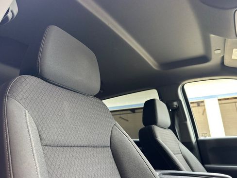 Used 2024 Chevrolet Silverado 1500 Custom image 20