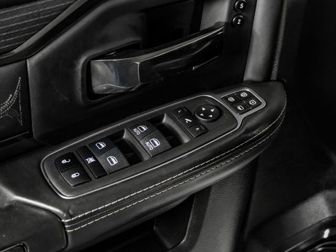 Used 2023 RAM 2500 Limited AWD/4WD image 35