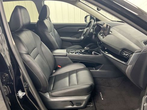 Used 2024 Nissan Rogue SL AWD/4WD image 22