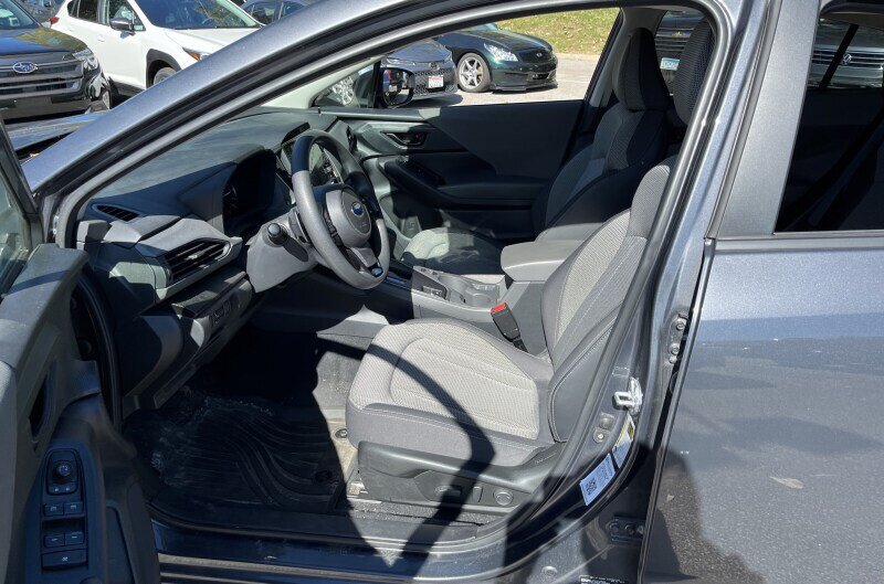 Used 2024 Subaru Crosstrek 2.0i Premium AWD/4WD image 4