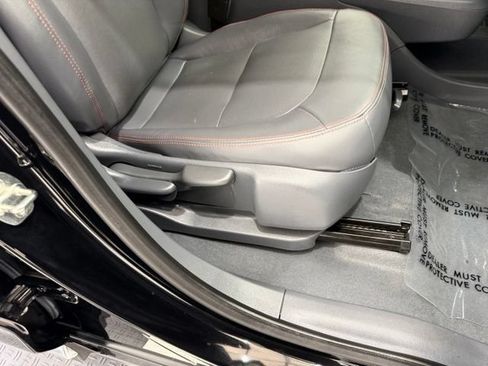 Used 2020 Chevrolet Bolt Premier w/ Infotainment Package FWD image 19