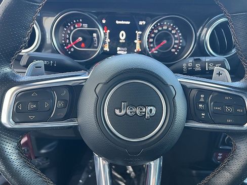 Used 2021 Jeep Wrangler Unlimited Rubicon image 14