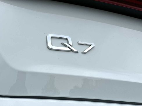 Used 2023 Audi Q7 3.0T Premium Plus AWD/4WD image 15