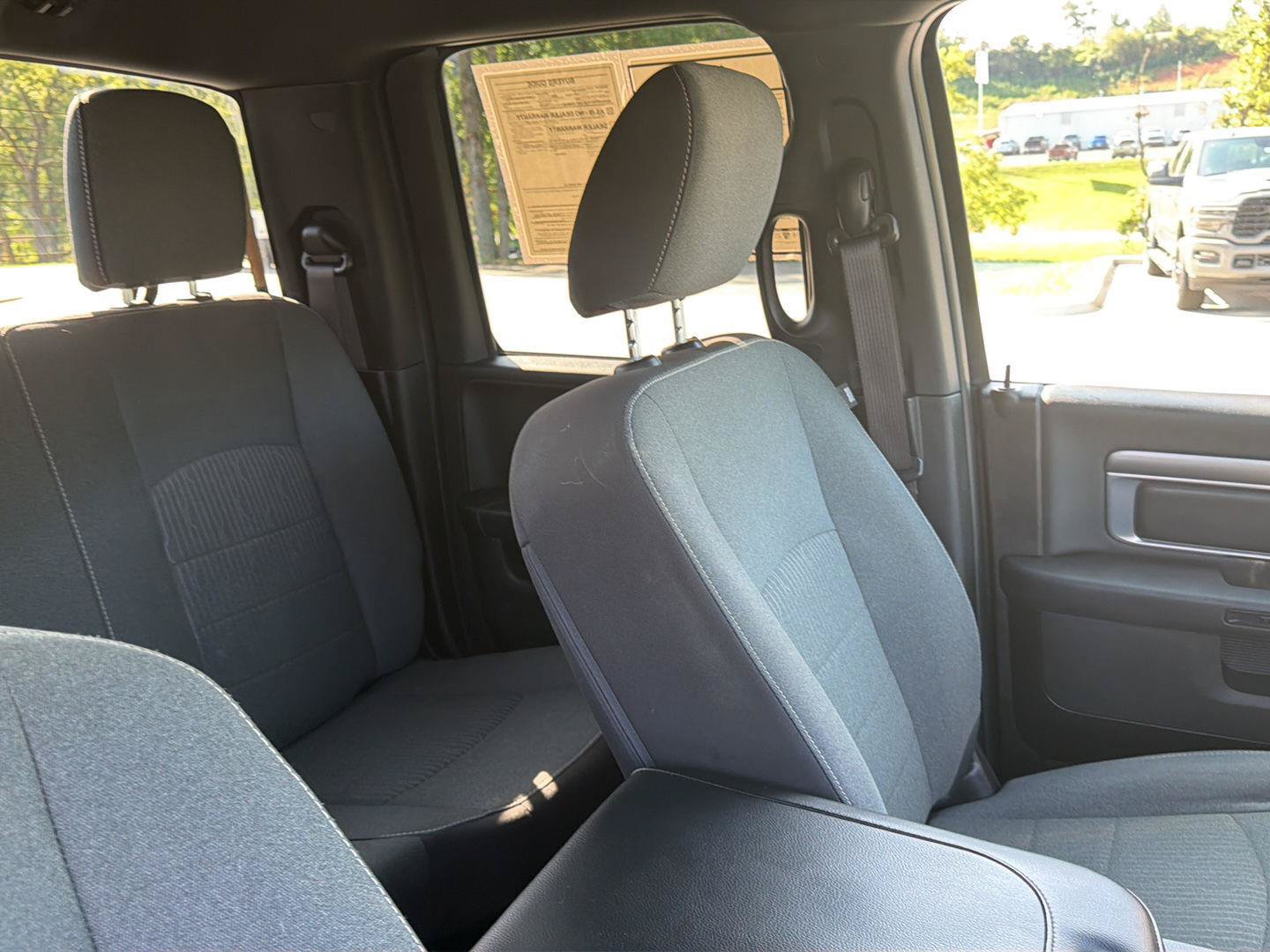 Used 2022 RAM 1500 Warlock AWD/4WD image 40