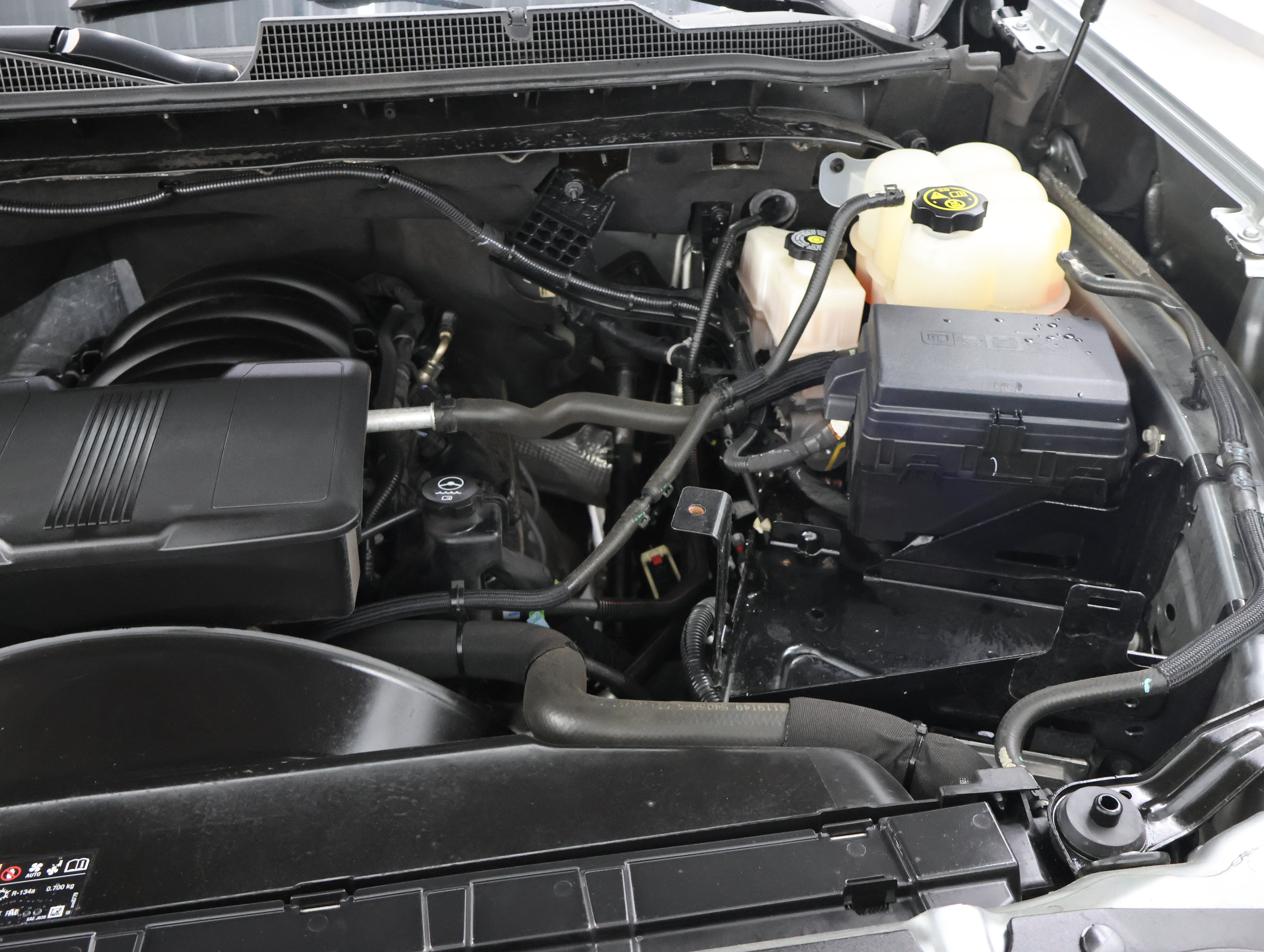 Used 2024 Chevrolet Silverado 2500 LT AWD/4WD image 23
