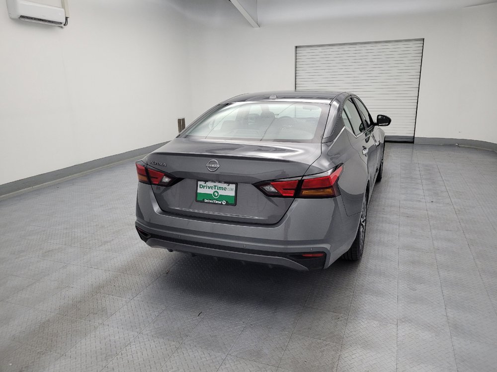 Used 2025 Nissan Altima 2.5 SV FWD image 7