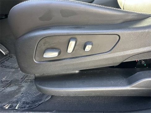 Certified 2023 Cadillac XT5 Sportv w/ Technology Package image 19