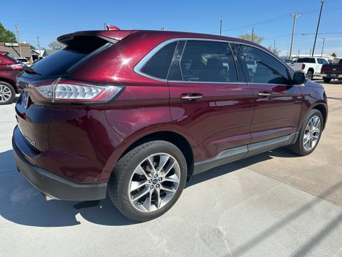 Used 2017 Ford Edge Titanium w/ Equipment Group 302A AWD/4WD image 6