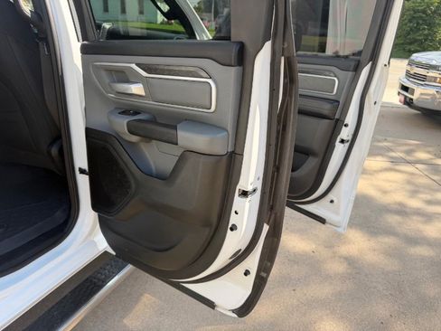 Used 2021 RAM 1500 Big Horn AWD/4WD image 18