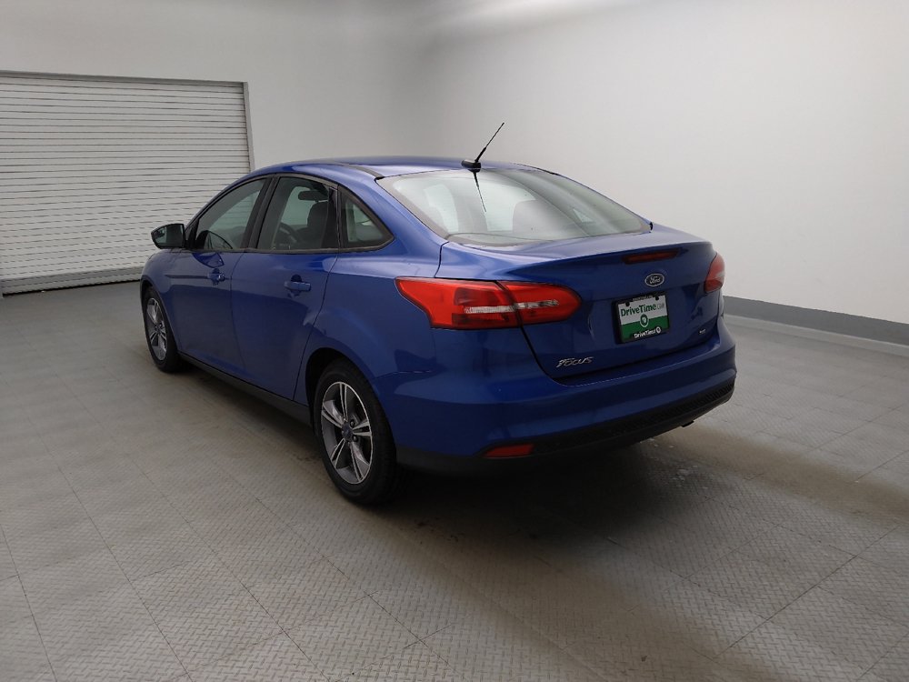 Used 2018 Ford Focus SE w/ SE Appearance Package FWD image 5