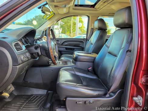 Used 2013 GMC Sierra 2500 Denali w/ Suspension Package, Off-Road image 9