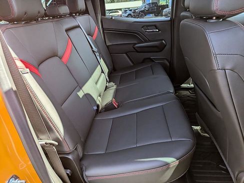 New 2026 Chevrolet Colorado Z71 w/ Midnight Edition image 32