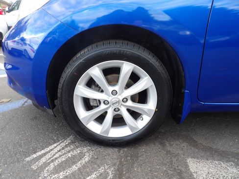 Used 2015 Nissan Versa Note FWD image 15