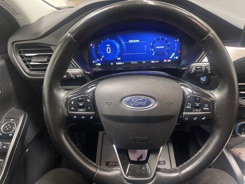 Used 2022 Ford Escape SEL w/ Technology Package image 31