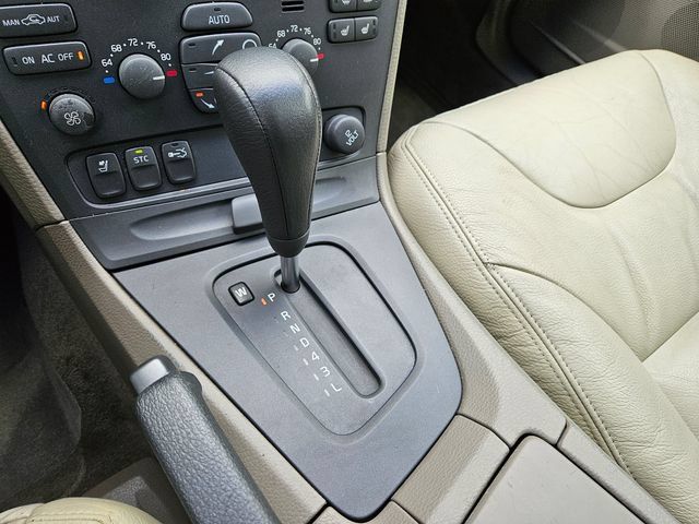 Used 2002 Volvo S60 2.4T FWD image 26