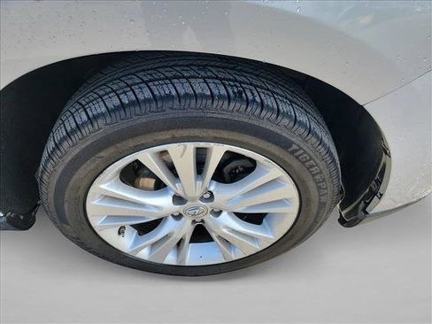 Used 2010 Lexus RX 450h image 10