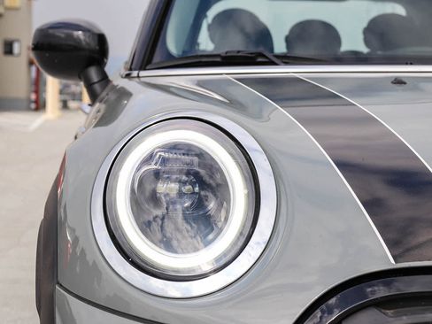 Used 2023 MINI Cooper S image 6