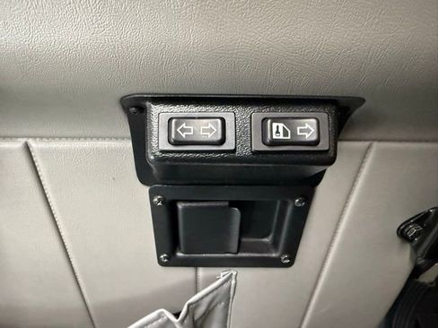 Used 1996 HUMMER H1 4-Door Wagon image 18