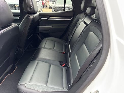 Used 2026 GMC Terrain AT4 w/ Convenience Package III image 15