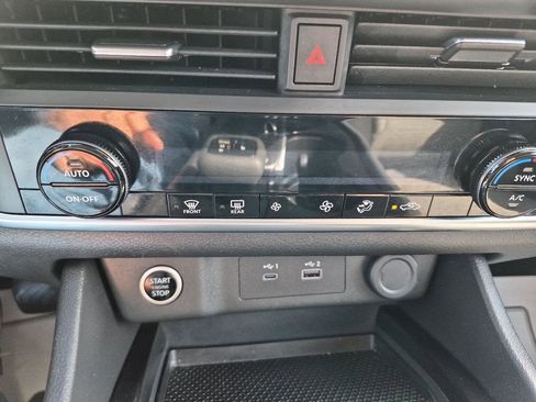 Used 2023 Nissan Rogue SV AWD/4WD image 20